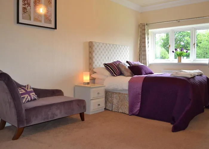 Meadowcroft No 7 度假居 *